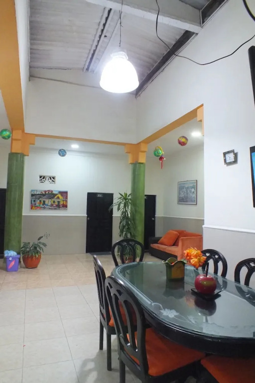 Hotel Emeralda Inn