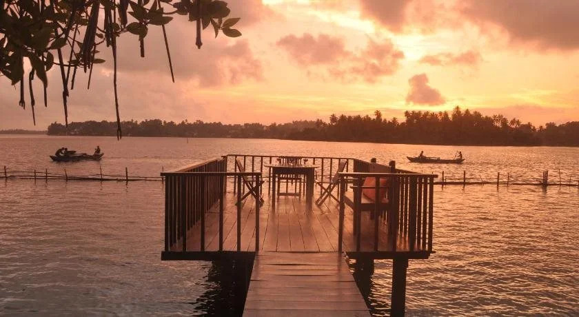 Lake Villa