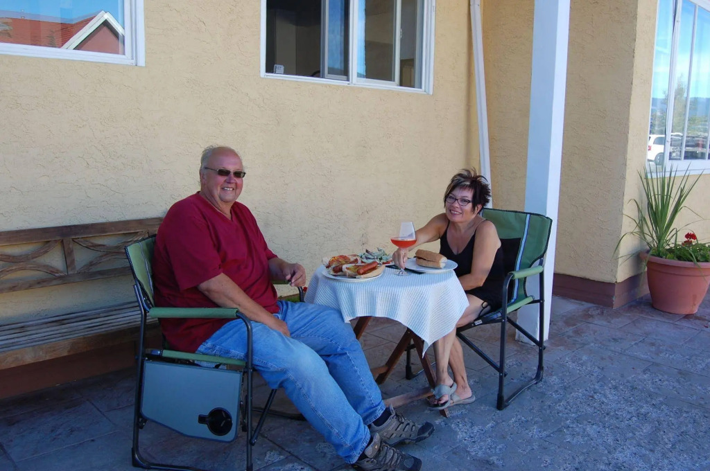 Crown Resort Motel