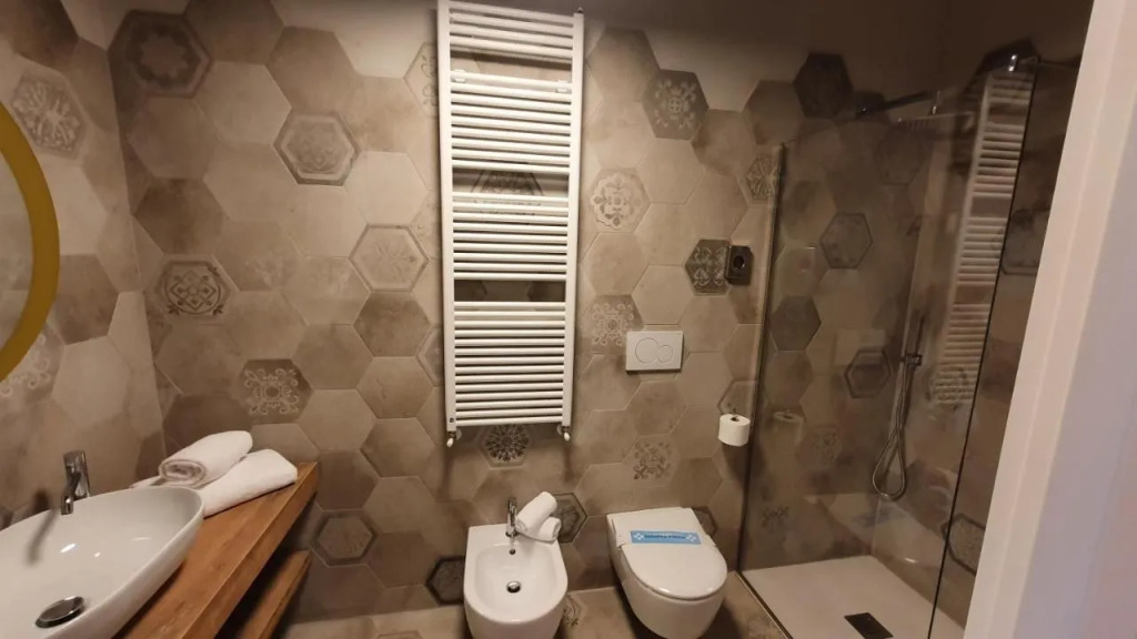 Cà Uberti Palace Hotel, MantegnaHotels