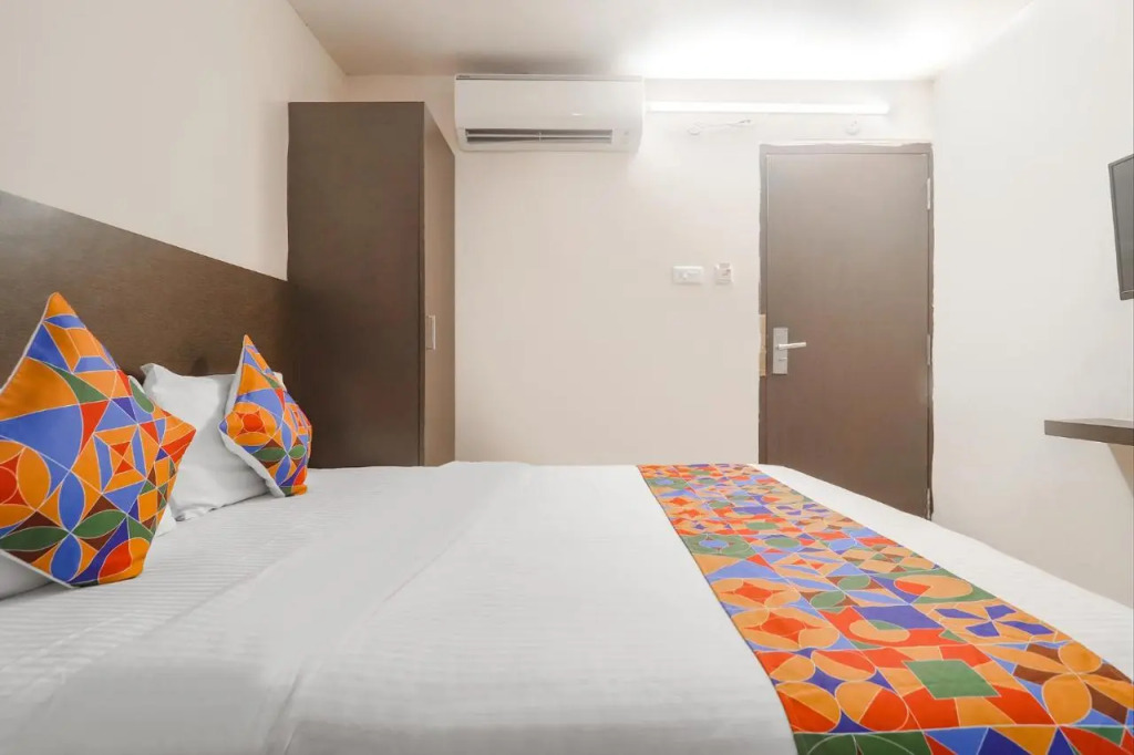 Fabhotel Akshara Innotel