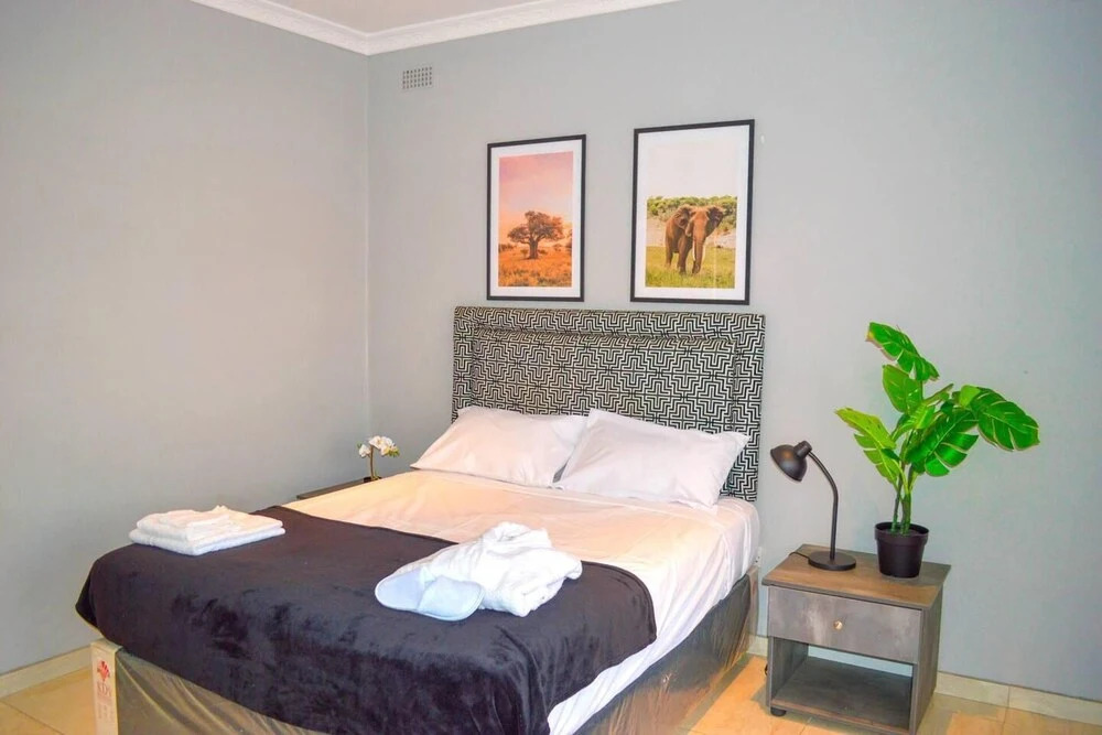 Mount Pleasant - Luxurious 4-Bed Villa