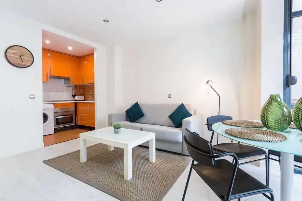 Отель limehome Madrid Calle de la Paloma