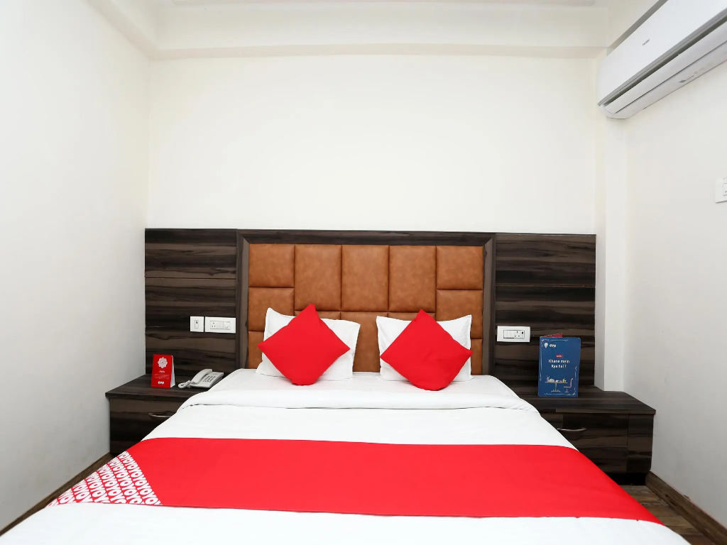 FabHotel Bless Inn
