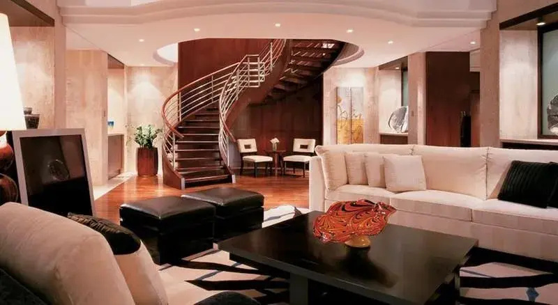 Shangri-La Apartments