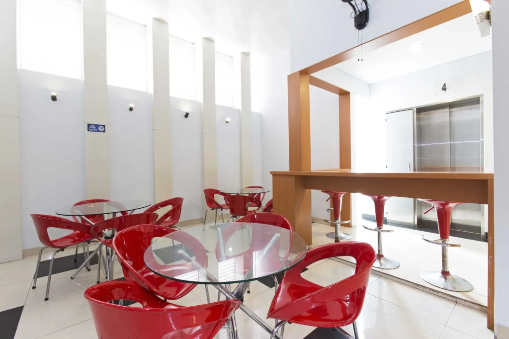 RedDoorz near Thamrin City