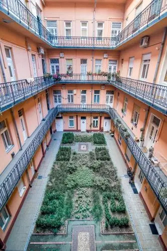 B32 Gellért Apartment