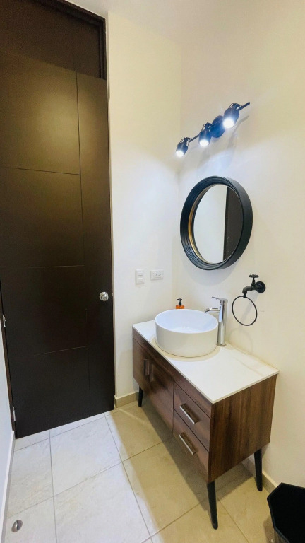 Céntrico #Condo vista al Mar con alberca 2br