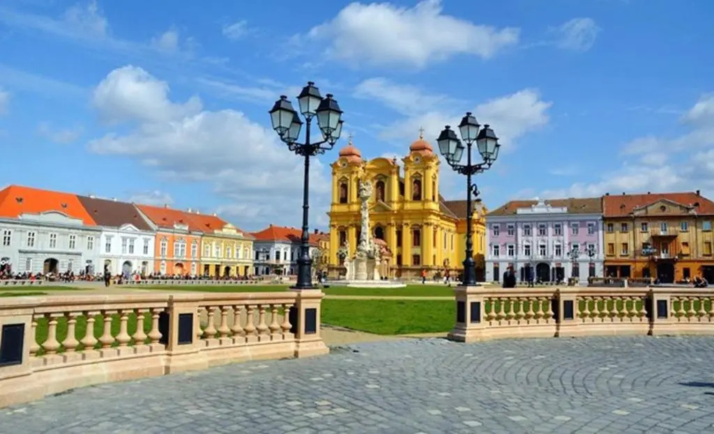 2 bedrooms appartement with furnished terrace and wifi at Timisoara