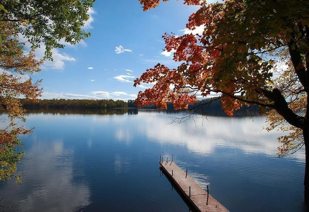 Villa Lago Muskoka Meets Malibu in Port Carling!