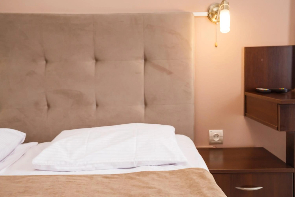Hotel 18