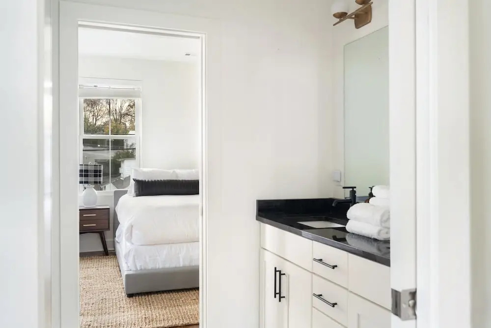 Hart Suite 5 by AvantStay Gorgeous Town House w Modern Amenities in Nashville