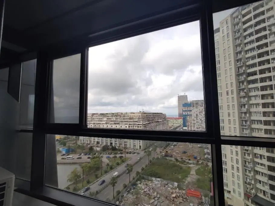 Leo Group Luxury Apartment 09-15 Alliance Palace