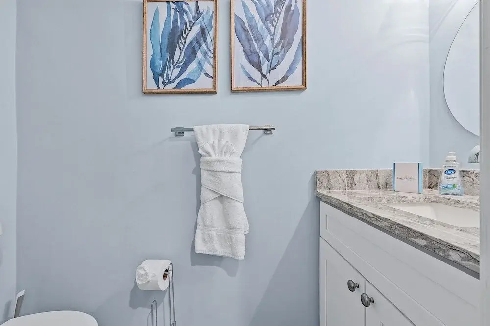 Royal Pelican - New Listing - 4511 Bay Beach Ln 2 Bedroom Condo by RedAwning