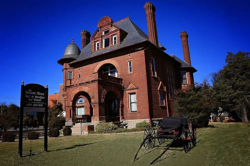 Bennett House Bed & Breakfast