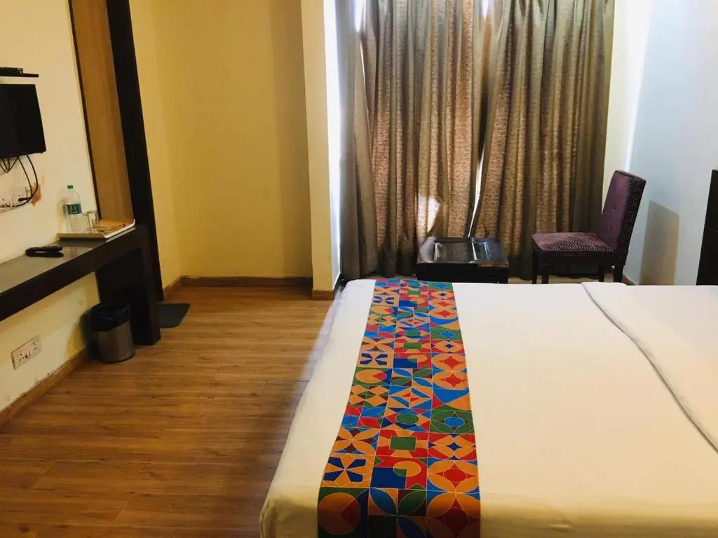 Merriment Alpha Hotel At Noida