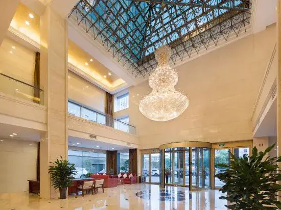 Sunshine Hotel