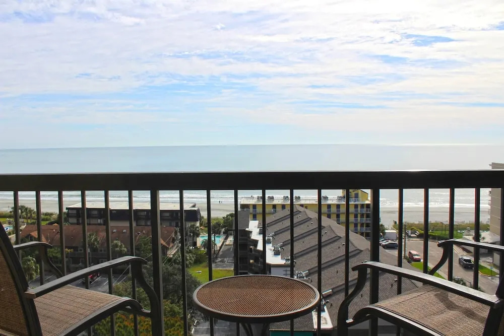 Ocean Dunes Villas #17 short walk to the beach