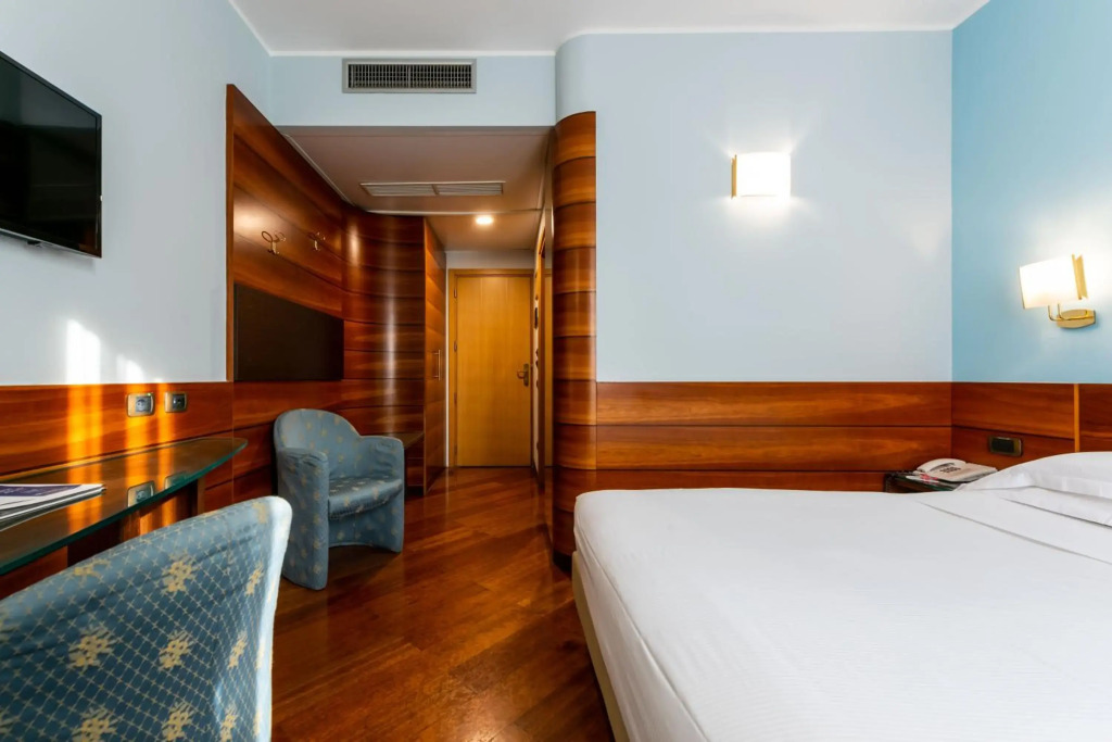 Hotel Mirage Sure Hotel Collection by Best Western