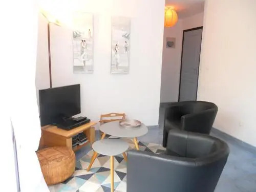 Holiday home Rue de Nivern Bihan