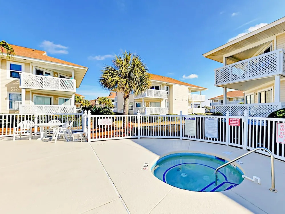 Shorehaven Condo #g-3 2 Bedrooms 2 Bathrooms Condo