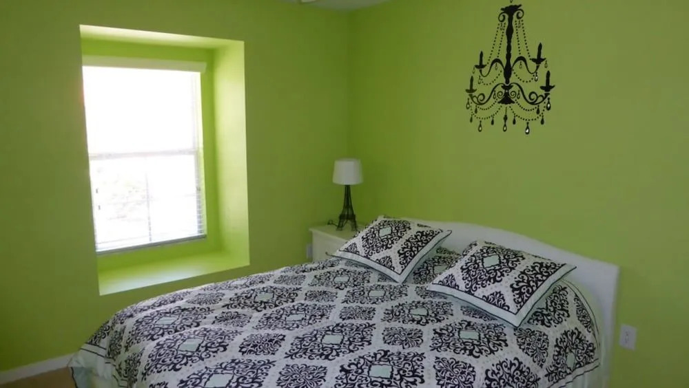 Compass Bay 5162