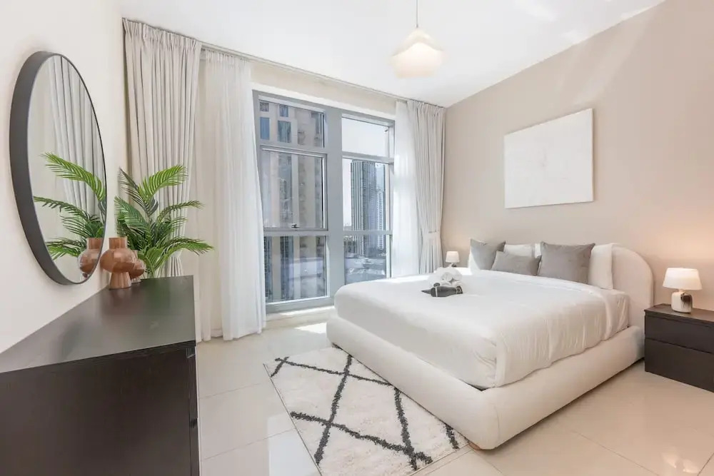 1 Bedroom and Situated Near Burj Khalifa and Dubai Mall
