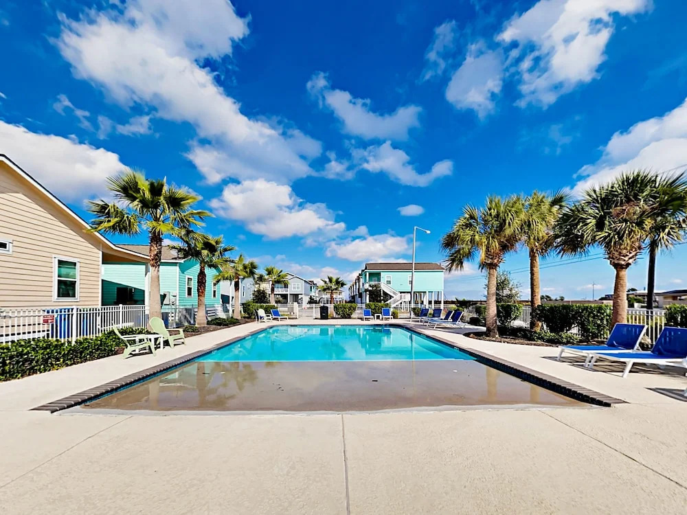 166 S. Nautica - 2 Br Home