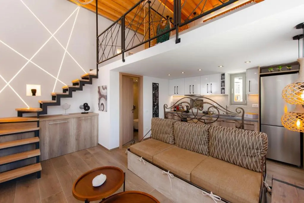 Sunset Coast House