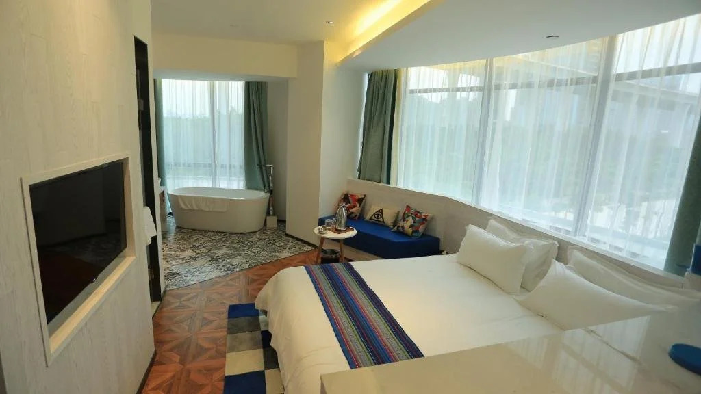 Aizhu Boutique Theme Hotel