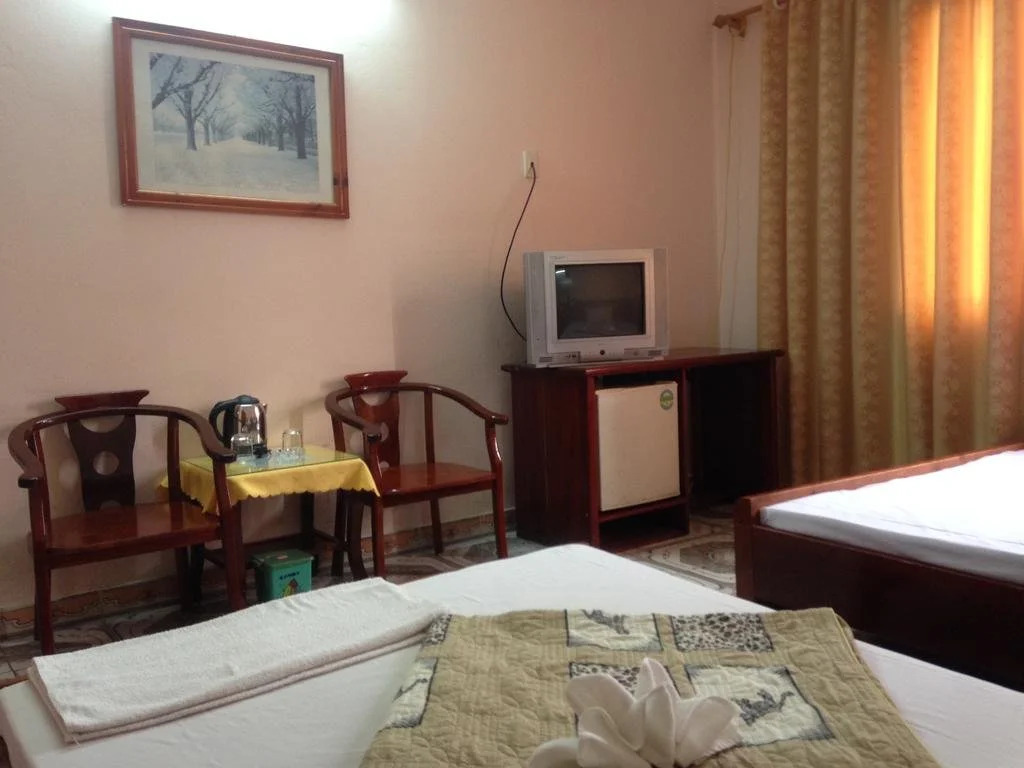 Don Hien 2 Hotel