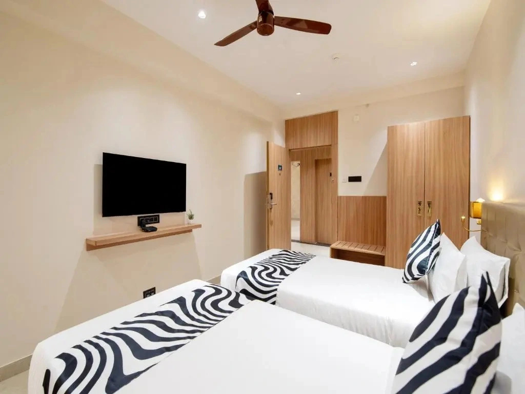 Palette Hotel Pune, Midc Pimpri Chinchwad