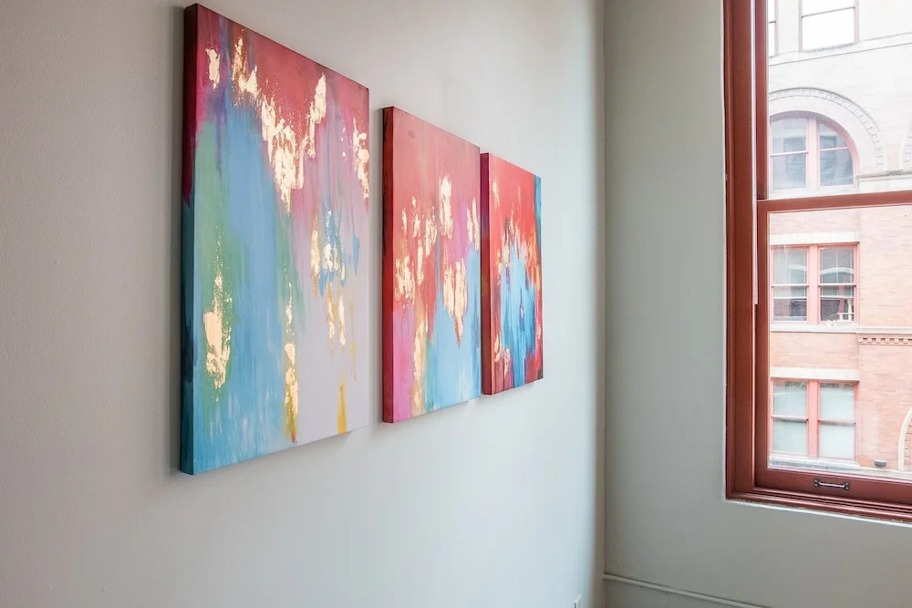 Bright Apartments on Allegheny River