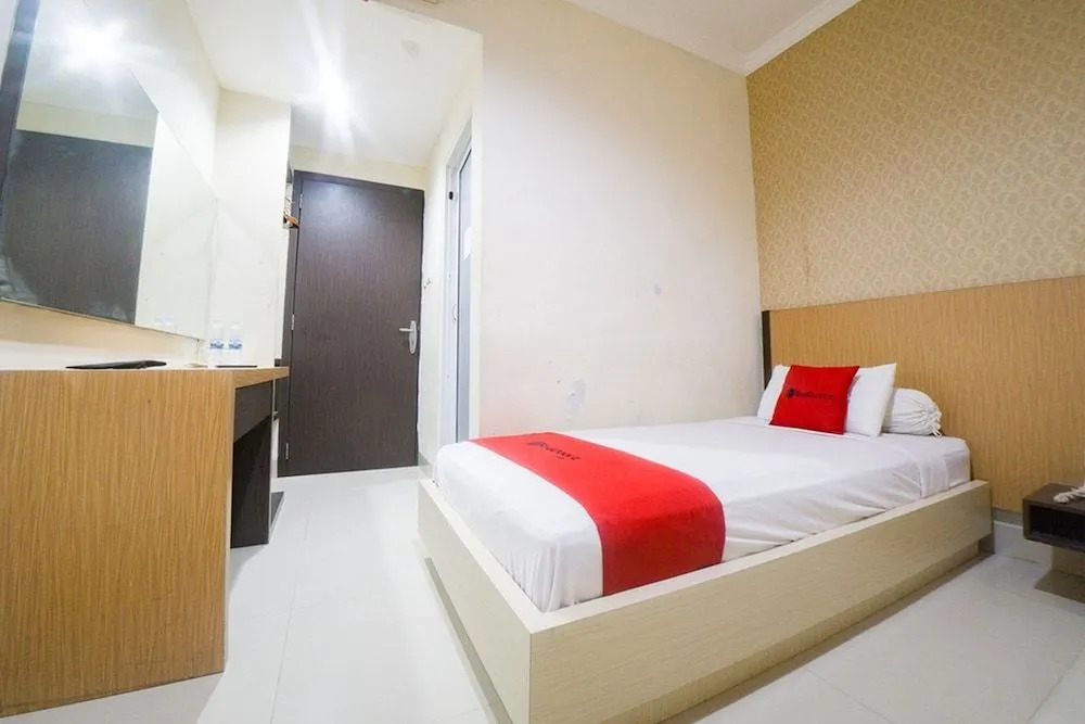RedDoorz @ Boulevard Panakkukang Mas