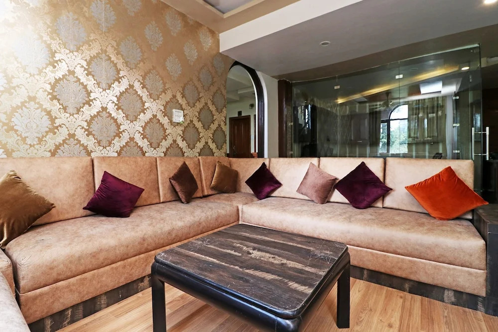 Sunny Guest House by OYO Rooms