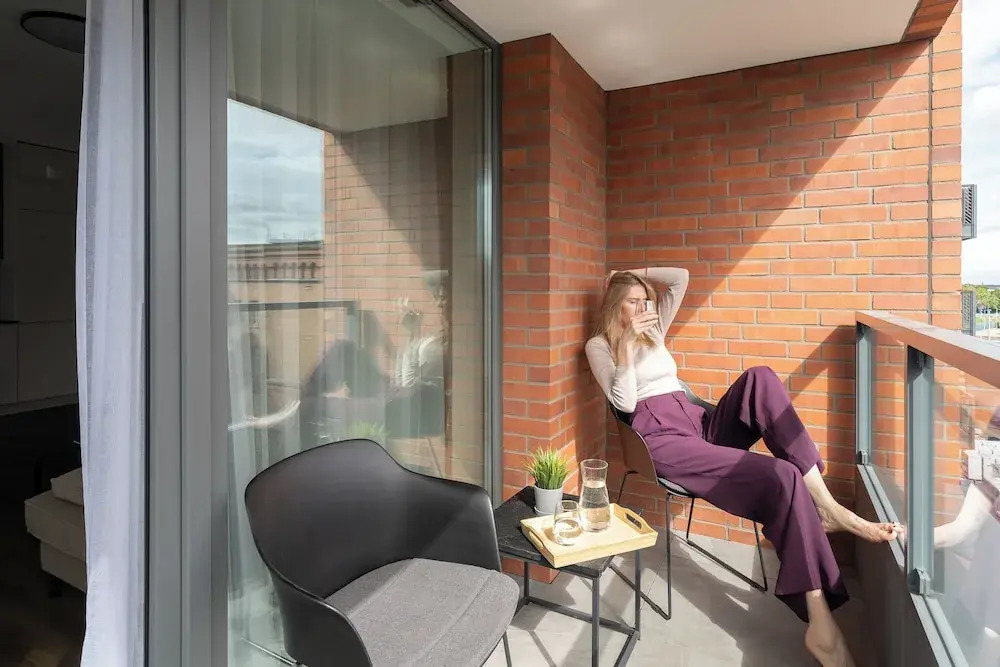 Scala City Center Apartments with Parking by Lion Apartments