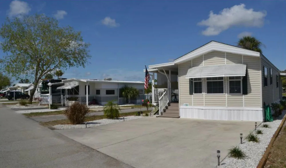 Winter Quarters Encore Manatee RV Resort