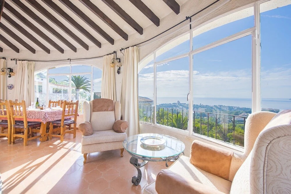 Villa - 5 Bedrooms with Pool, WiFi and Sea views - 104968