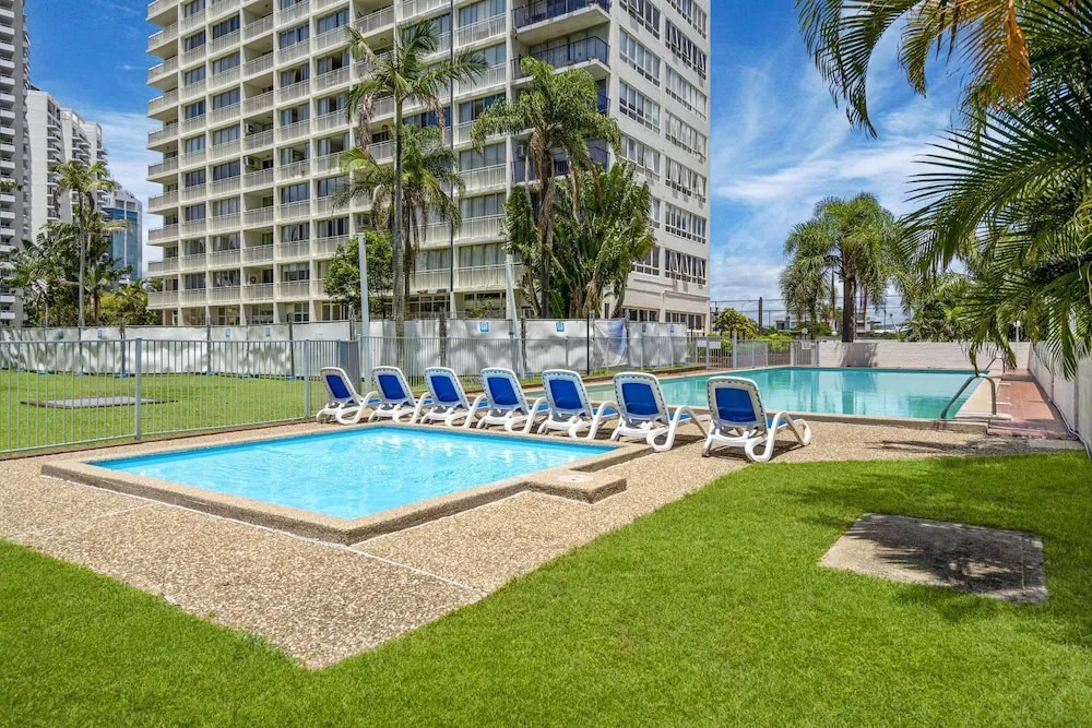 Condor Surfers - Coastal Letting Co