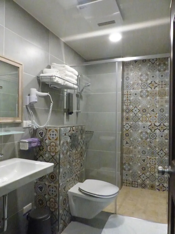 KLA B&B