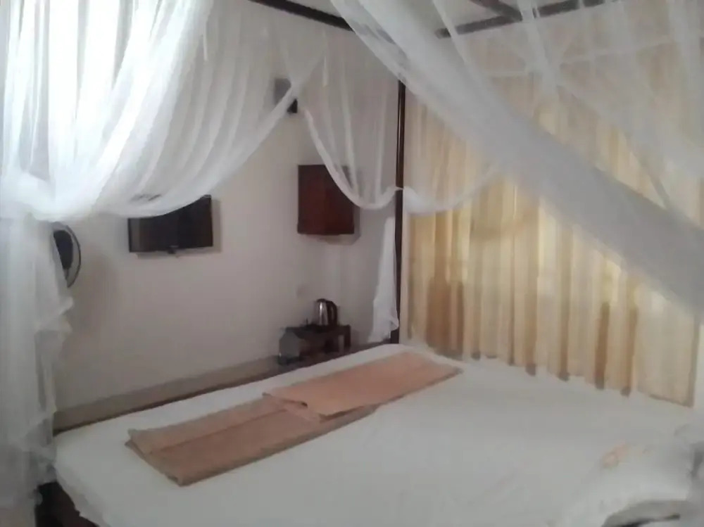 Sapara River Guest 600m Beach