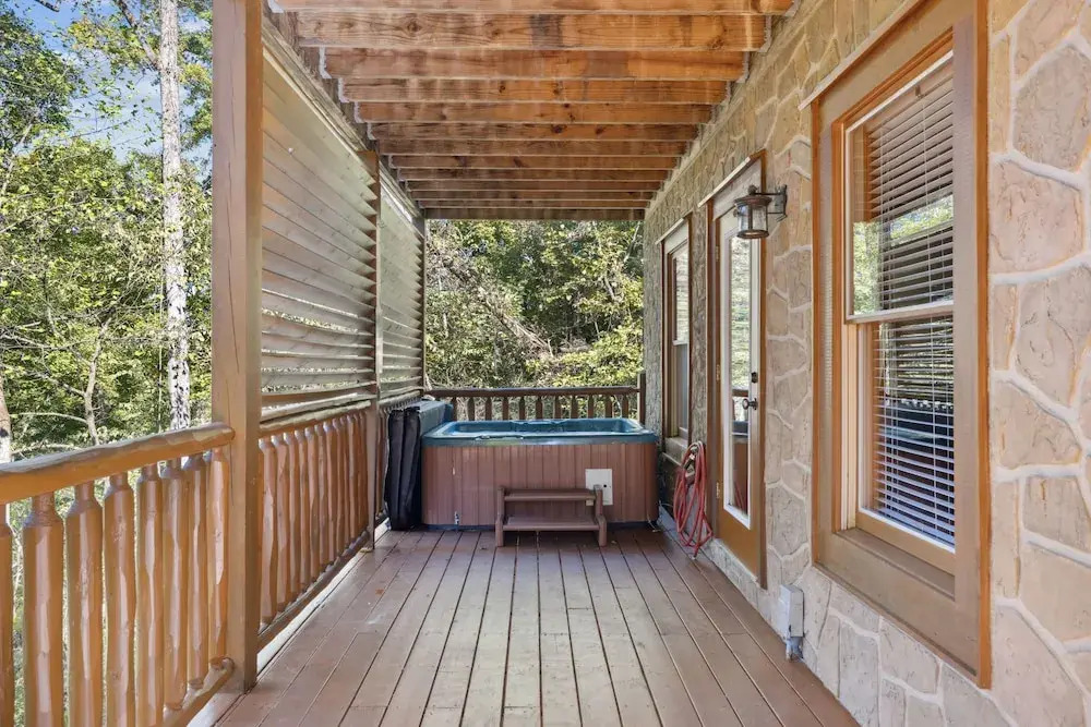The Cowboy Way Cabin 4 Bedroom Cabin by RedAwning