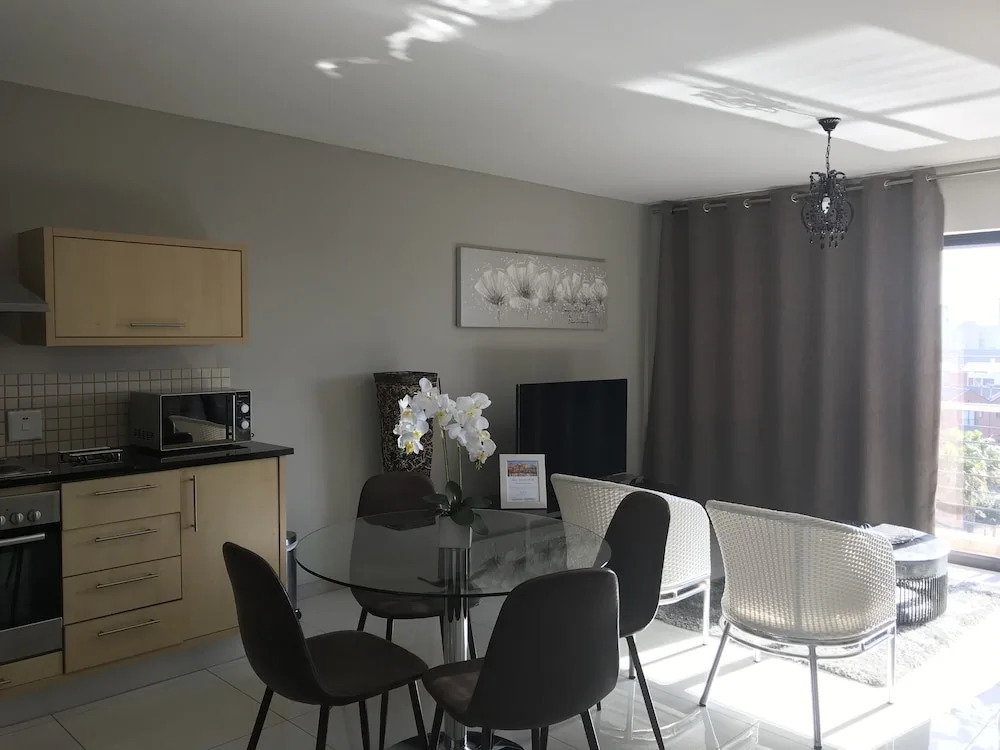 City Stay 2 Bedroom 2 Bathroom Apartment