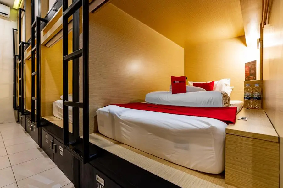 RedDoorz Hostel @ POD House Makassar