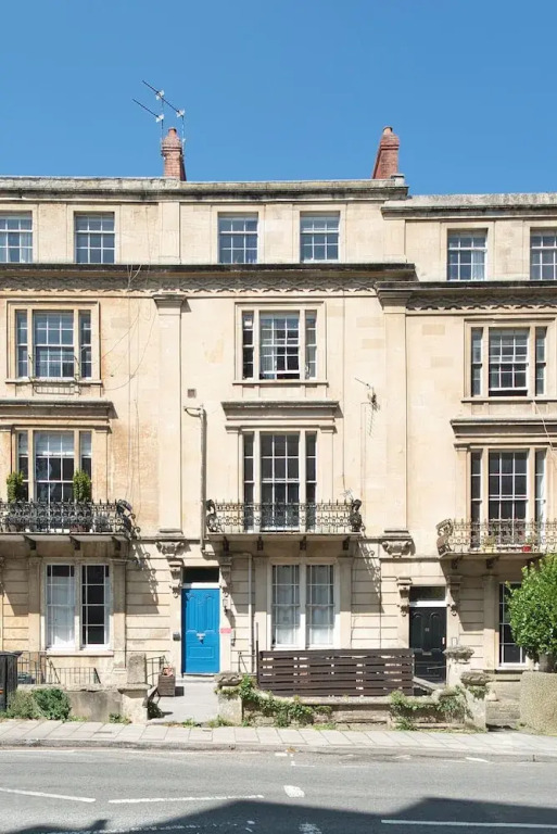No 64 Georgian House - By Clifton Short Lets