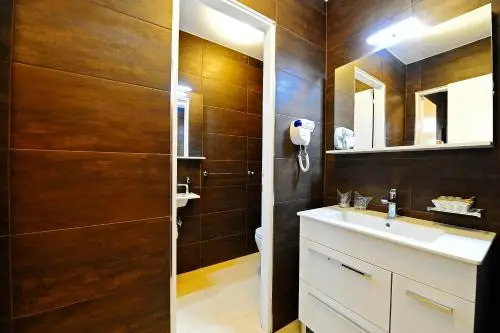 Avant Garde Luxury Rooms