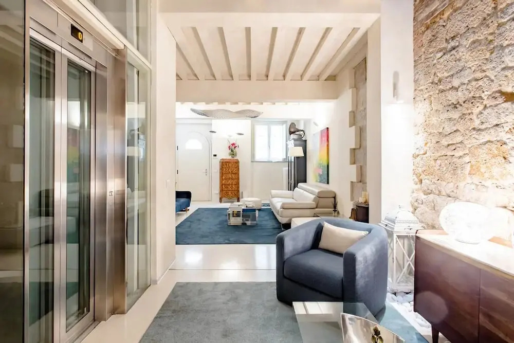 Luxury Tower House in heart of Pisa