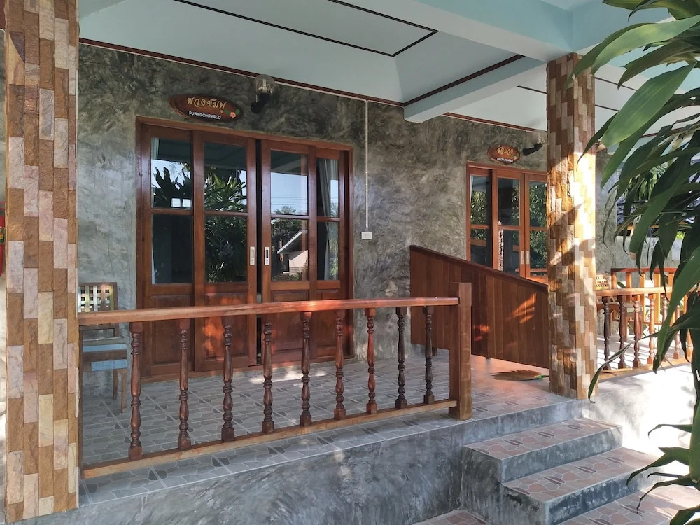 Markhouse Bungalow Ko Kut