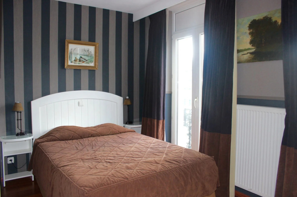Hôtel La Pièce