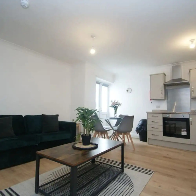 NEW Cliftonville Apartment